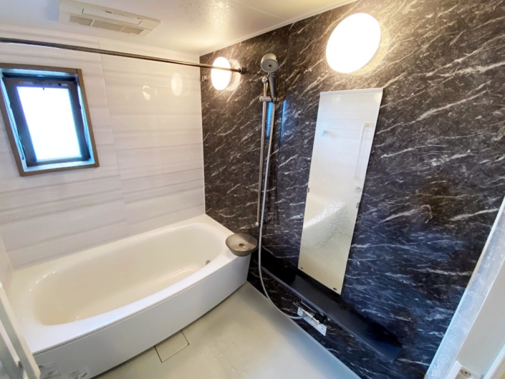 浴室乾燥機付きのバスルーム！