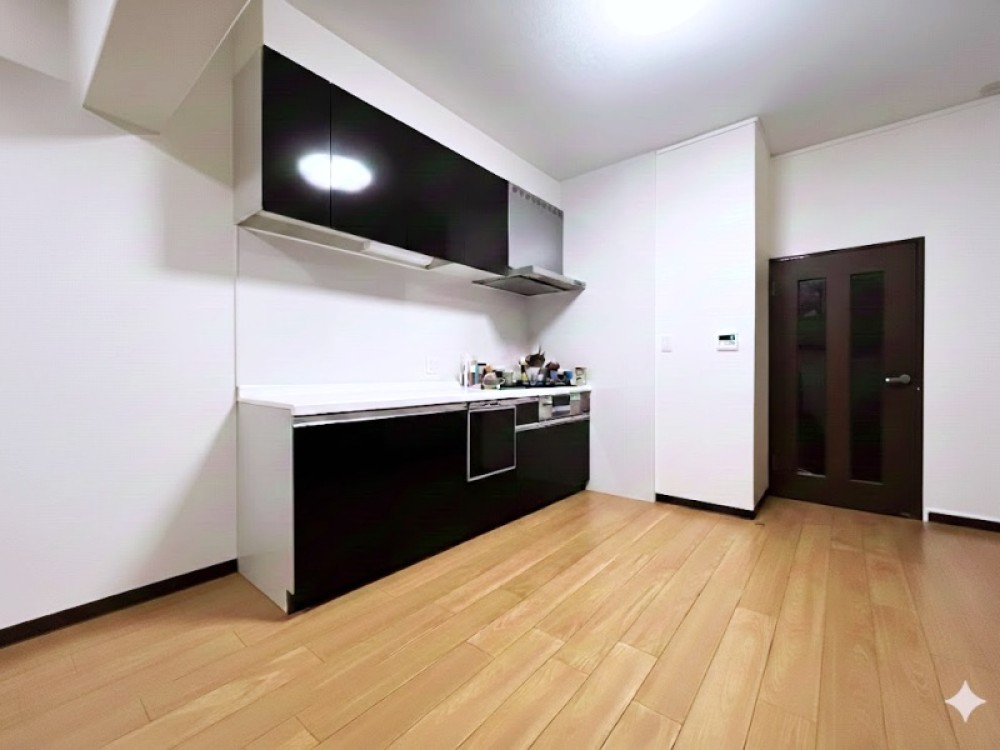 収納充実のシステムキッチン。