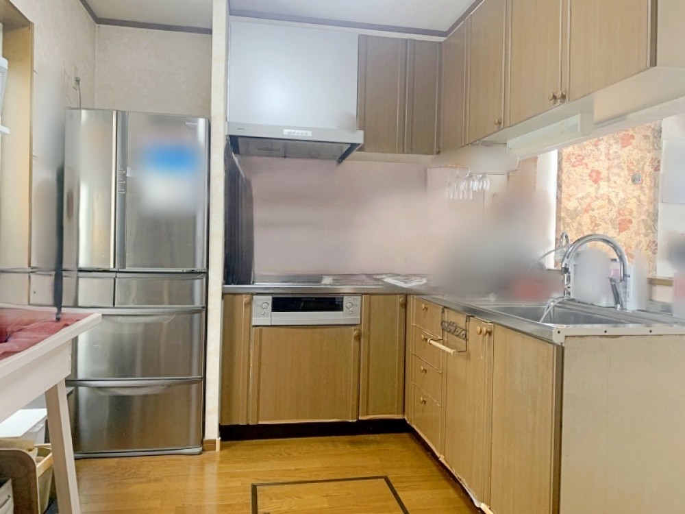 収納たっぷりの広々キッチン♪