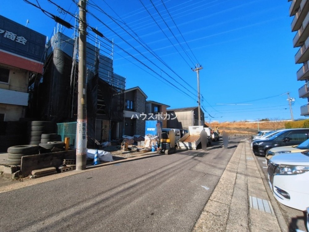 前面道路広々！