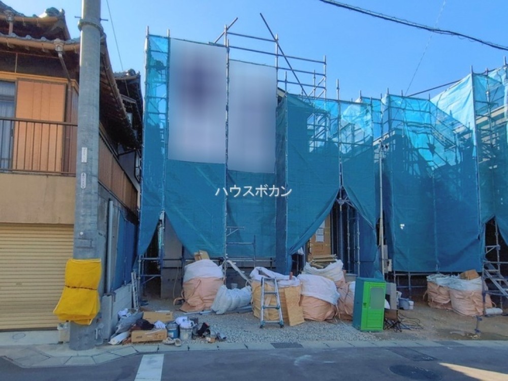 小学校まで徒歩約10分☆