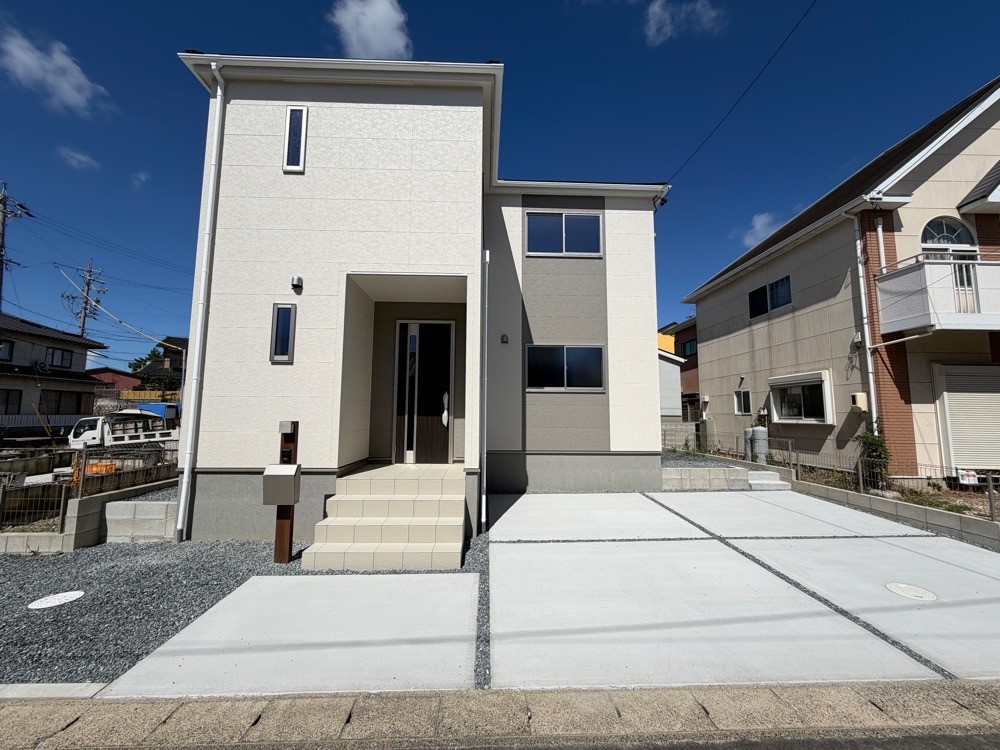 碧南市尾城町　第65　全6棟　1号棟 画像1