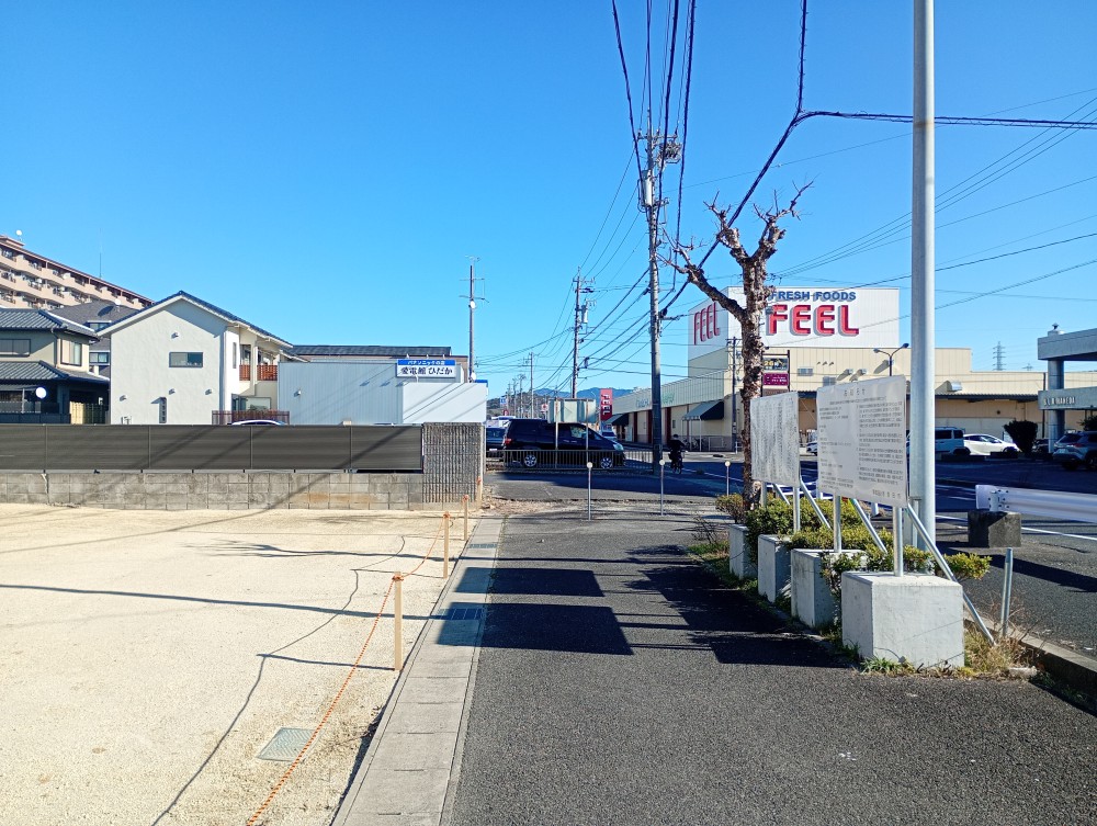 間口広々のため車の往来がスムーズです。