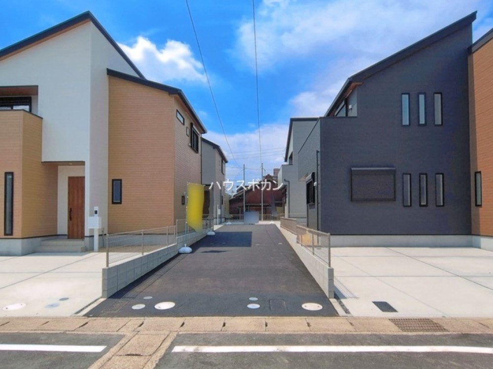 駐車スペース確保の新築戸建が並ぶ街並み！