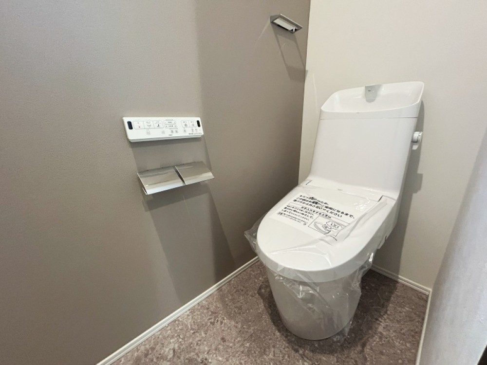 トイレは２箇所あるので混み合う時間帯も安心です。