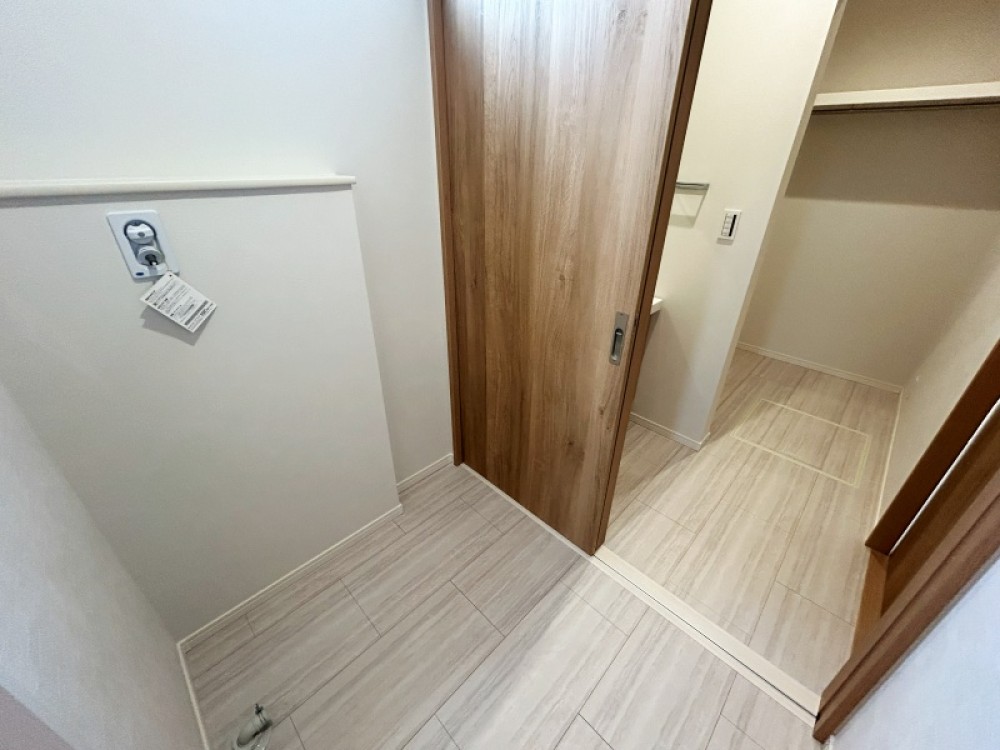 洗面室横のWICで家事ラク動線◎