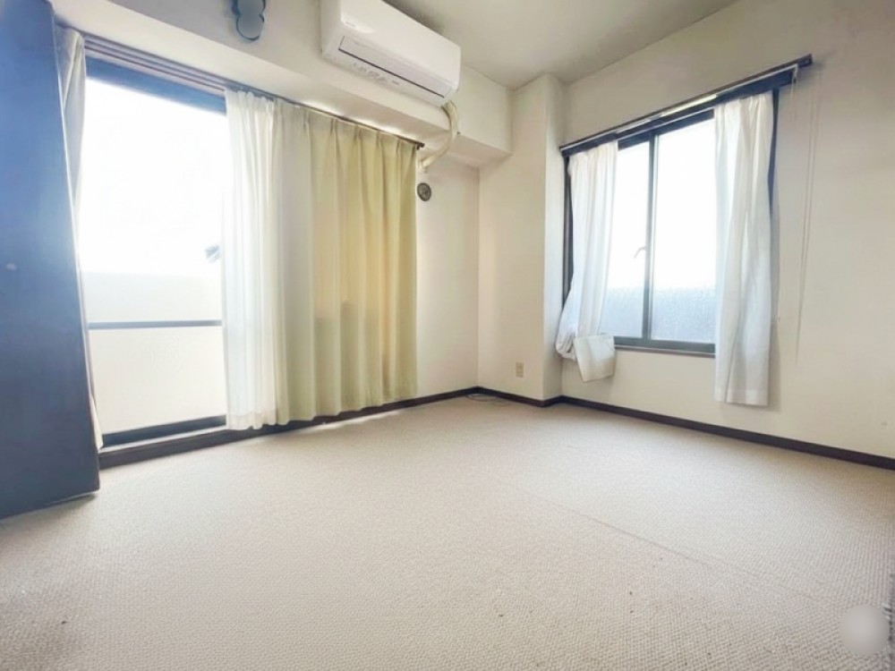 全居室収納付きのため、荷物もスッキリ収納♪