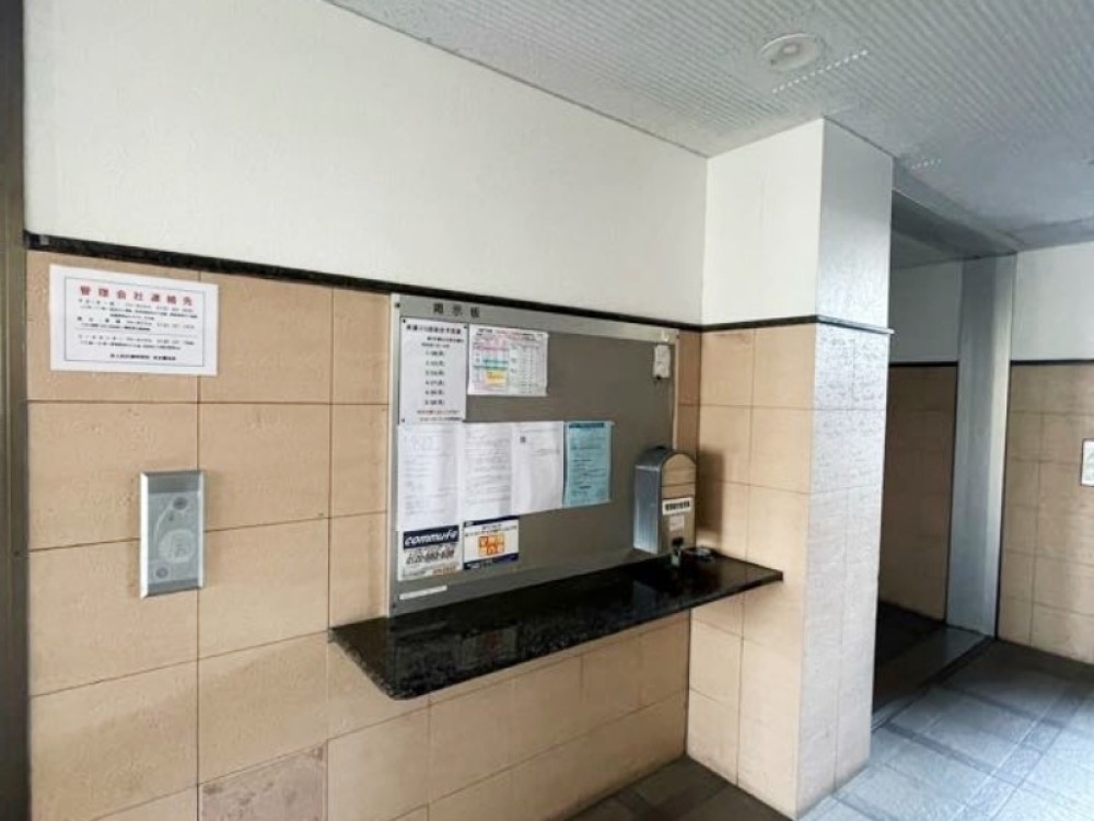 便利な宅配ボックスあり！