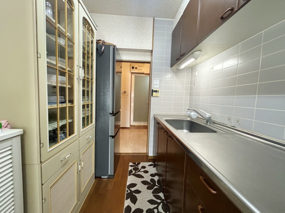 コンロ三口のシステムキッチン！