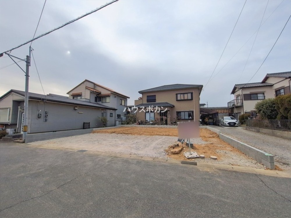 小学校まで徒歩約7分☆