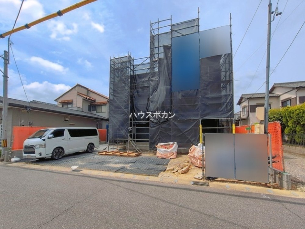 小学校まで徒歩約7分☆
