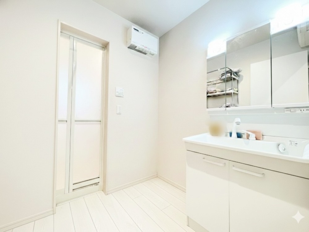 おしゃれでスタイリッシュな洗面スペース。