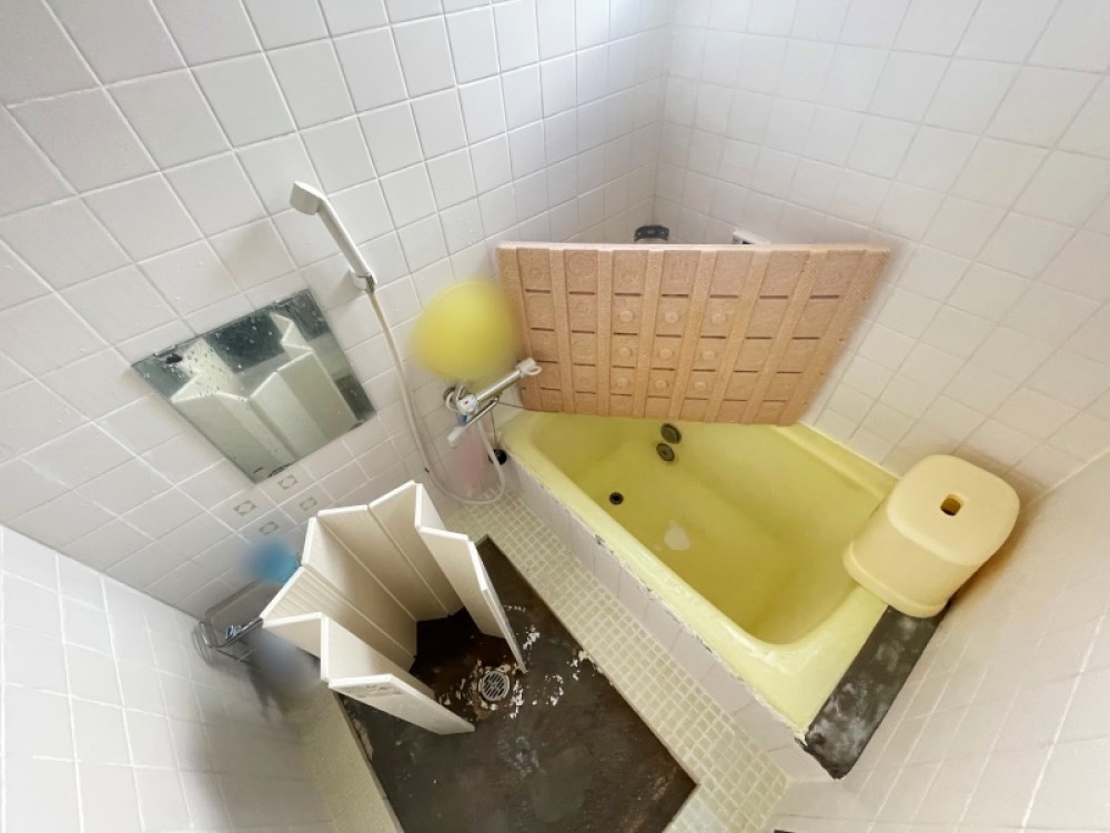 落ち着いた雰囲気でくつろげる浴室です。