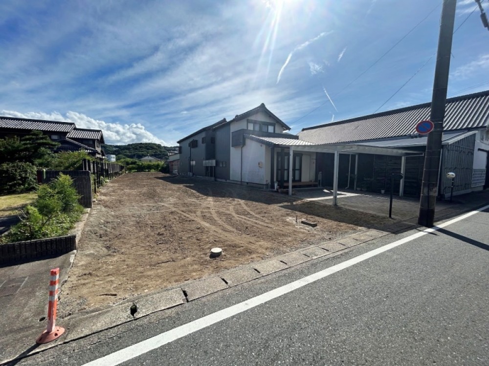 前面道路は幅5.1m！