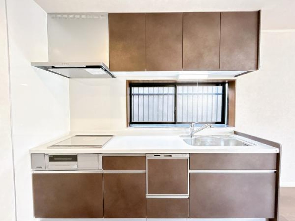 食洗器付のシステムキッチン！