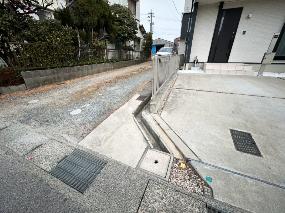 車・人通りが少ない閑静な住宅街♪