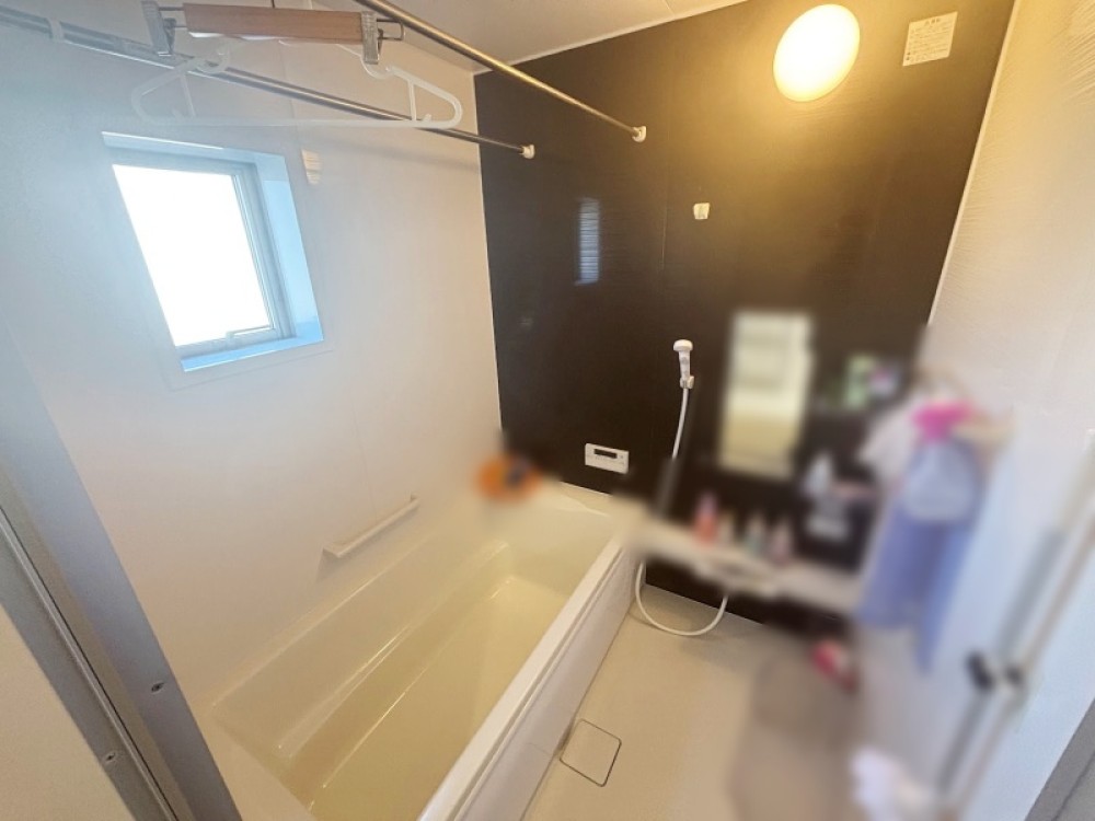 手すり付きでお子様も安心◎