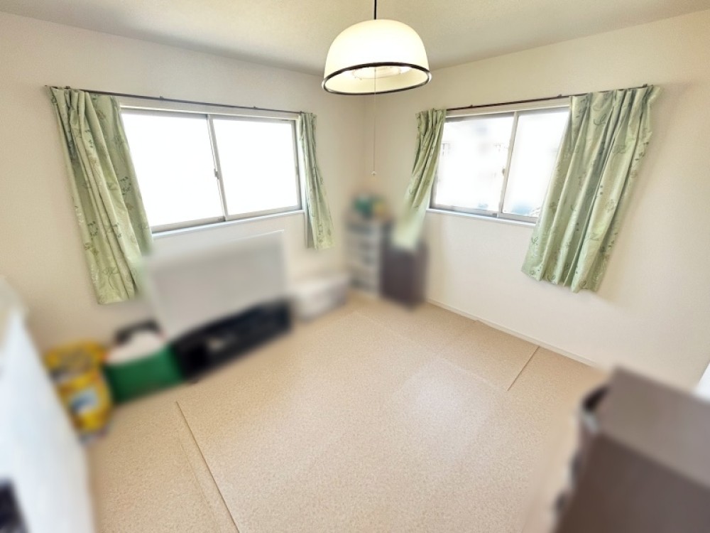 シンプルデザインの内装です。