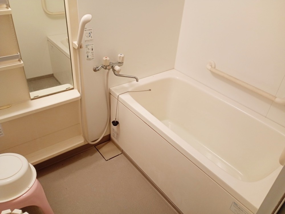 2階浴室は綺麗な状態で快適です♪