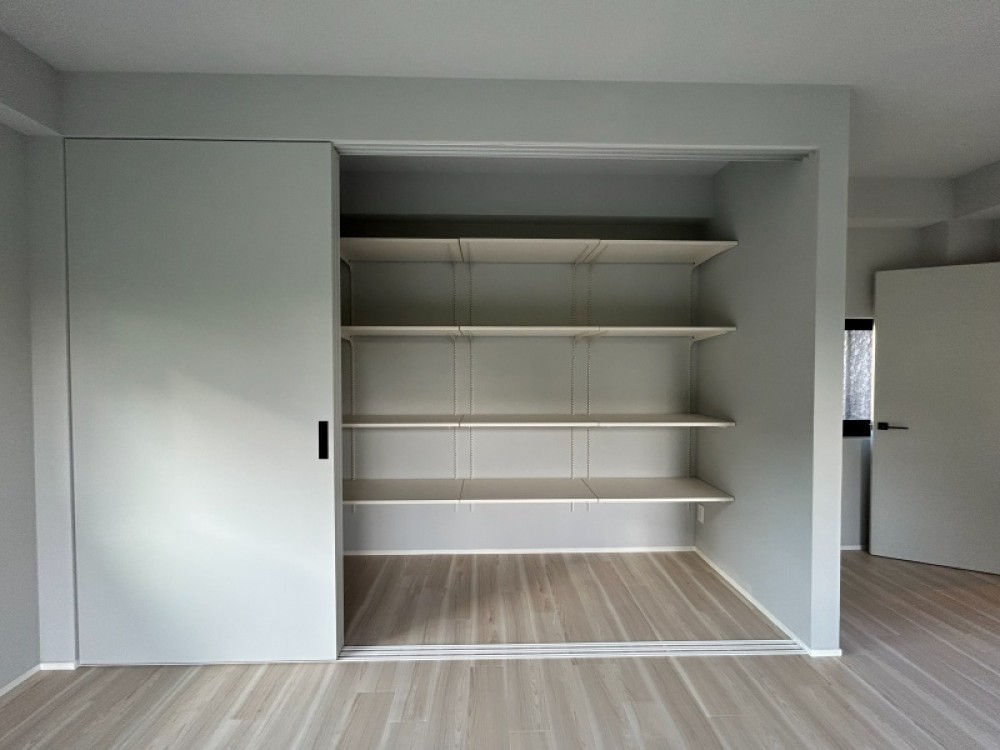 広々としたクローゼットはたっぷり収納できます！