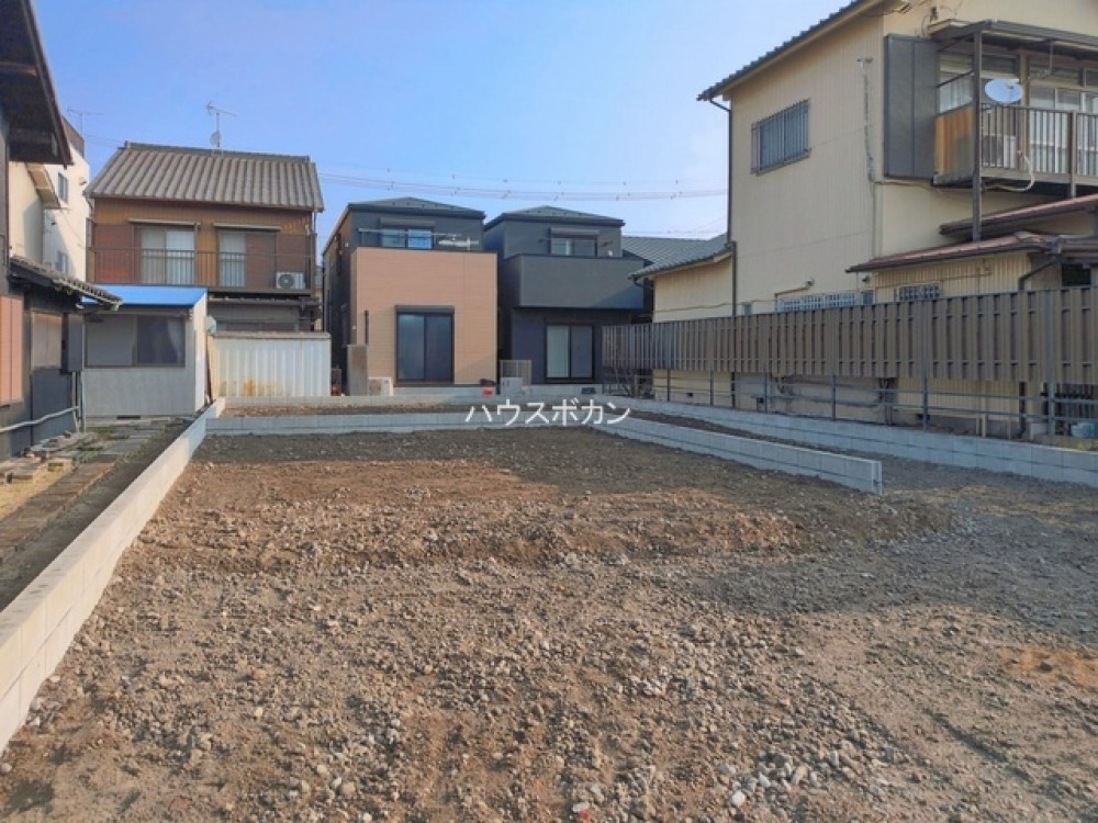 小学校徒歩約9分！