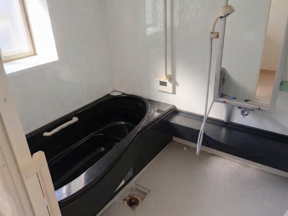 1坪以上の広々とした1階浴室です！