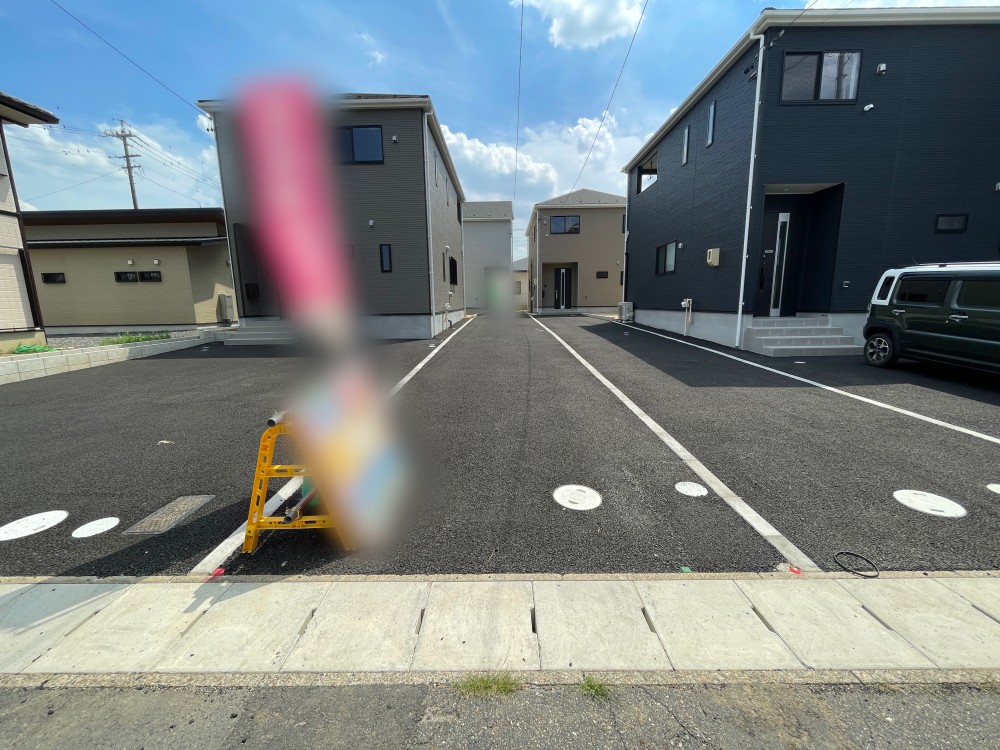 前面道路6m以上で駐車もしやすい！