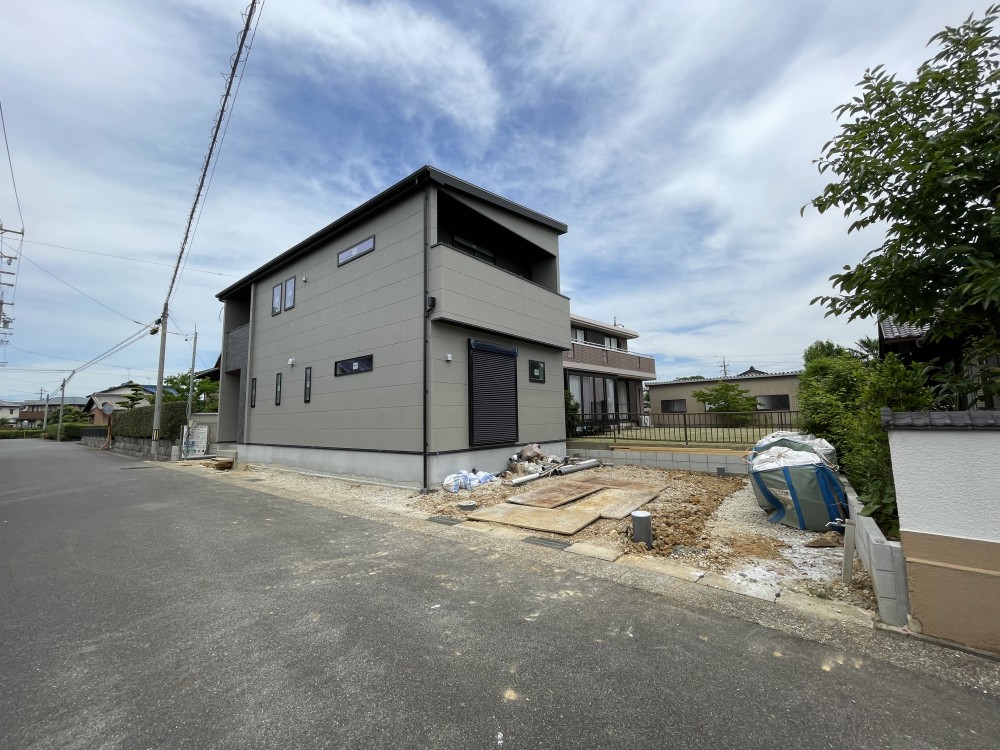 春日井市東野町三丁目　全1棟 画像1