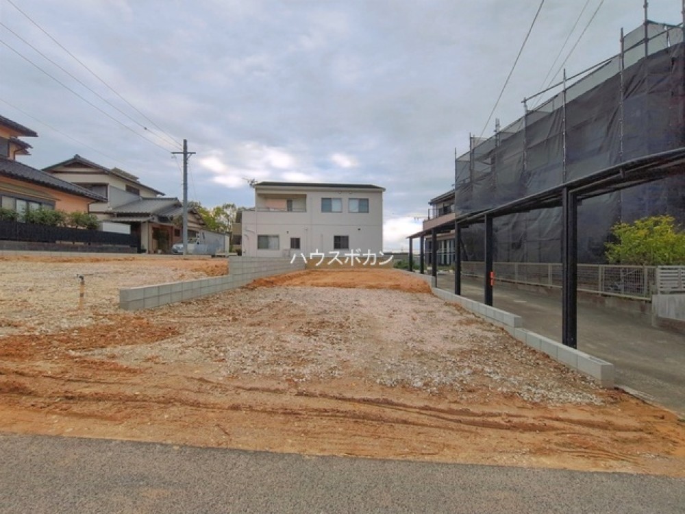 小中学校まで徒歩5分圏内♪