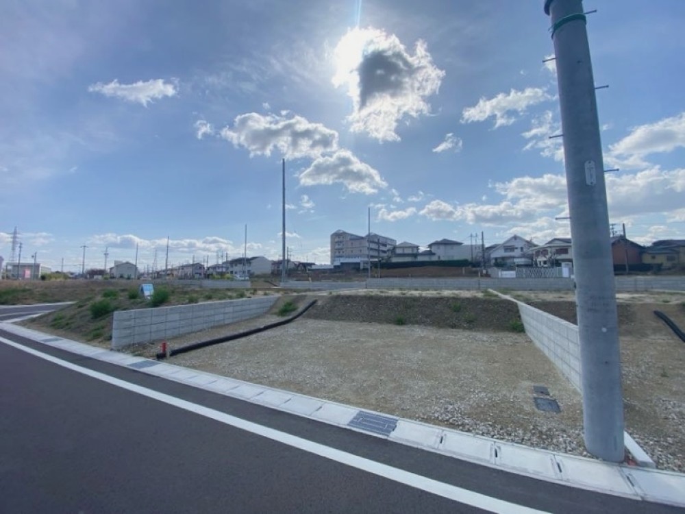 駅まで徒歩13分！