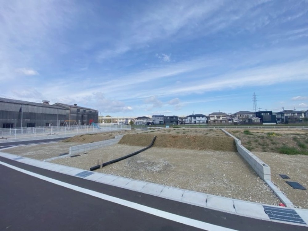 駅まで徒歩13分！