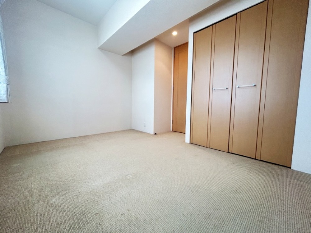 シンプルデザインの内装です。