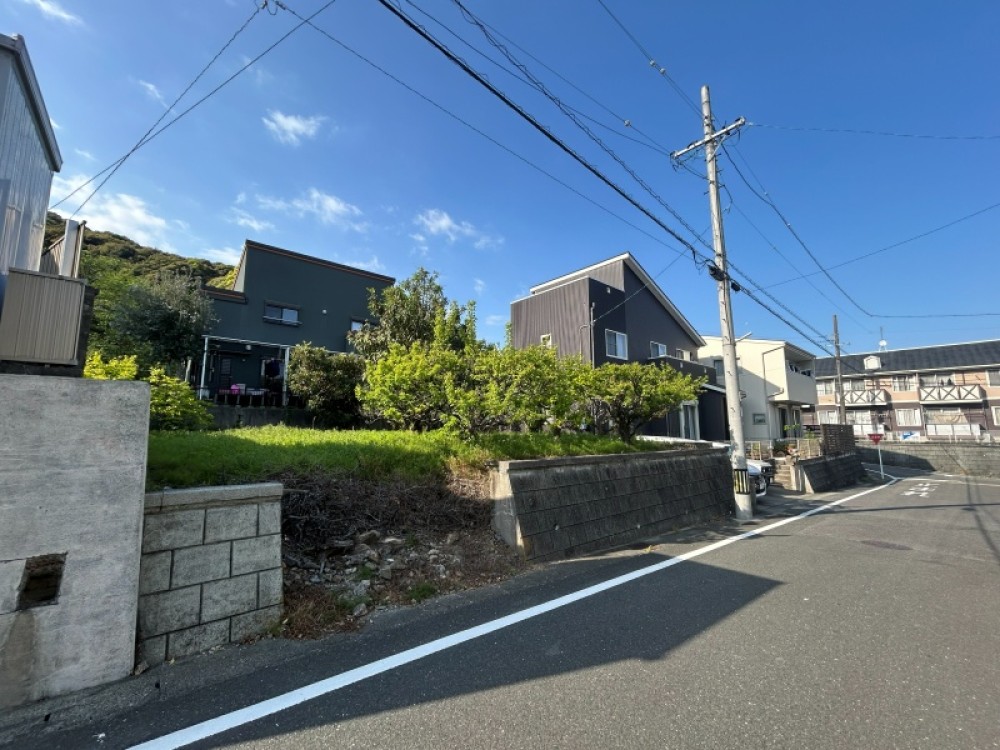 小学校まで徒歩10分圏内でお子様も安心です！
