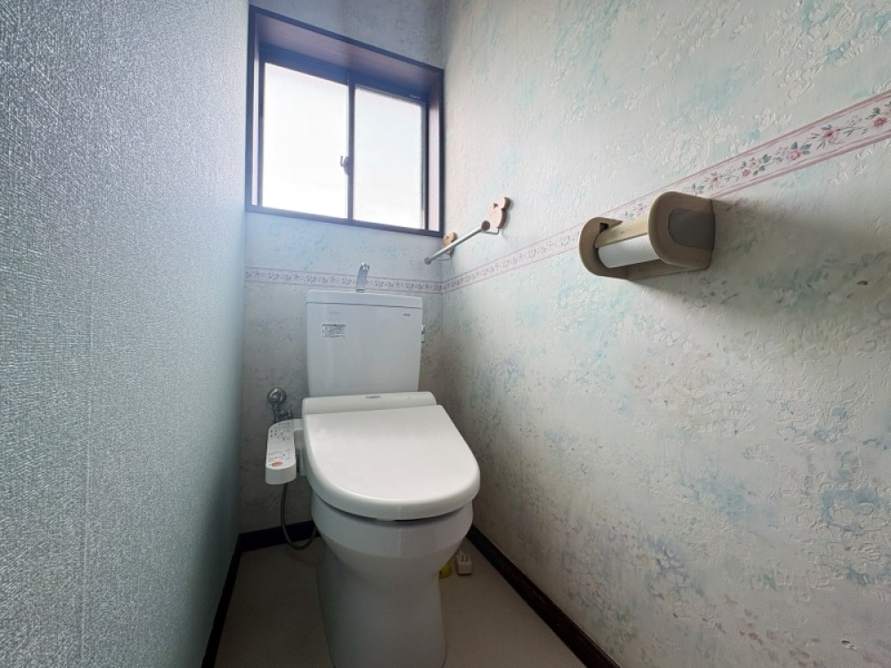 2ヶ所トイレで朝の混雑も軽減。
