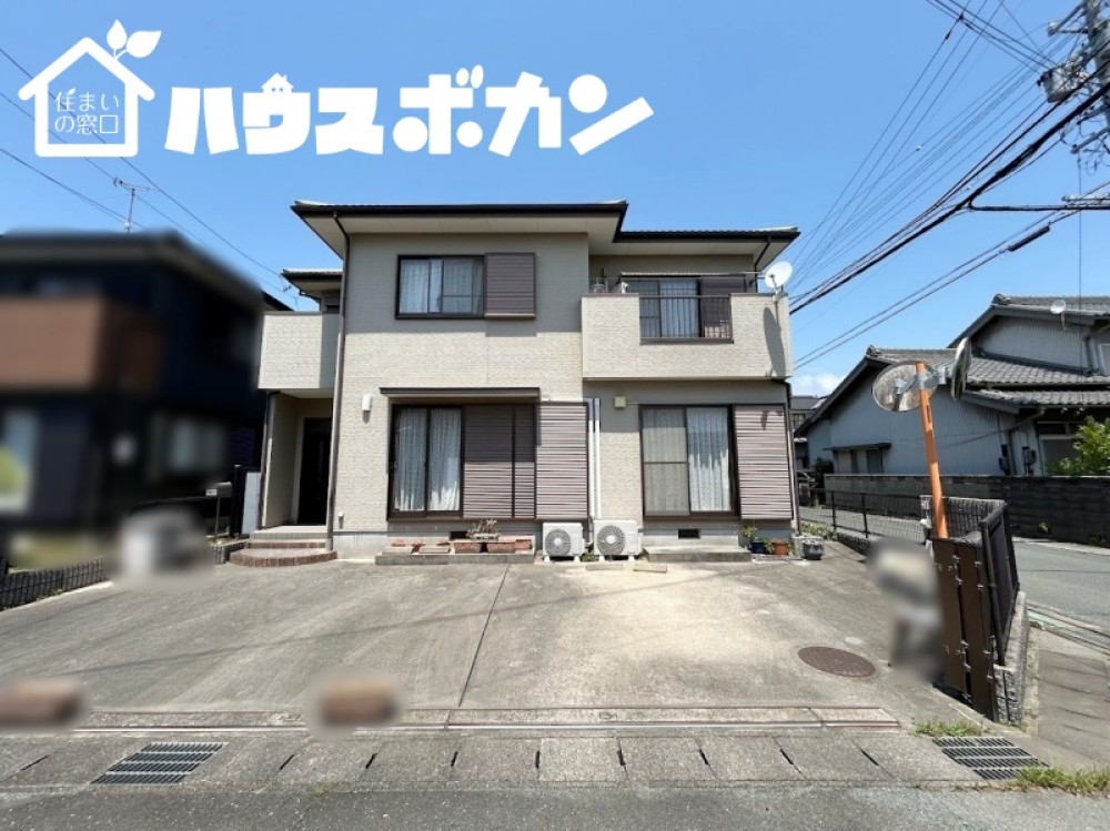 南向き角地で日当たり良好！