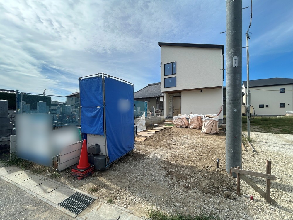 建築中の新築戸建、外観です！