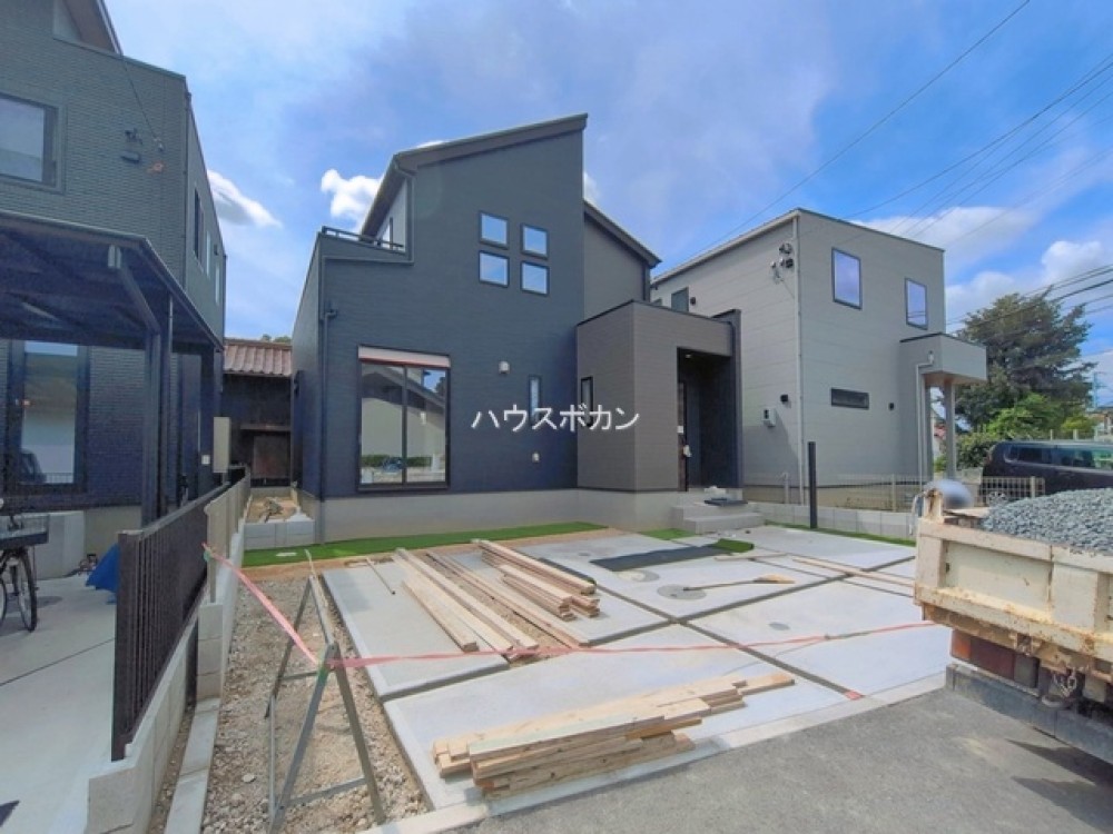 落ち着いた住宅街に建つ新築戸建です！