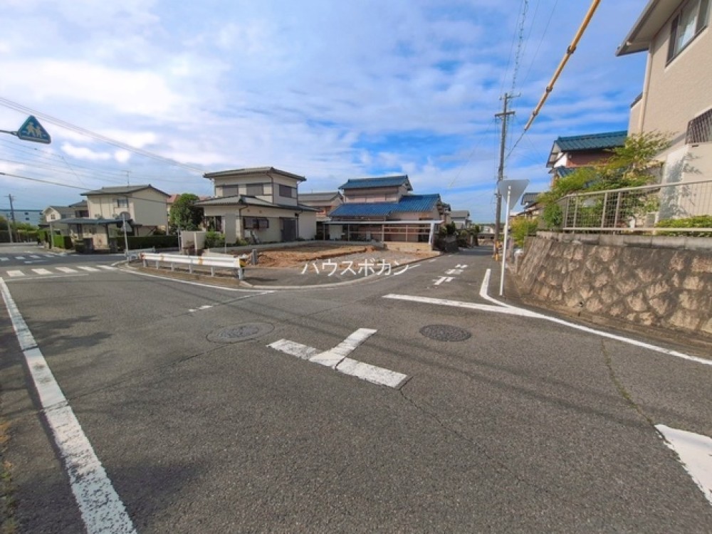 玄関収納有り！