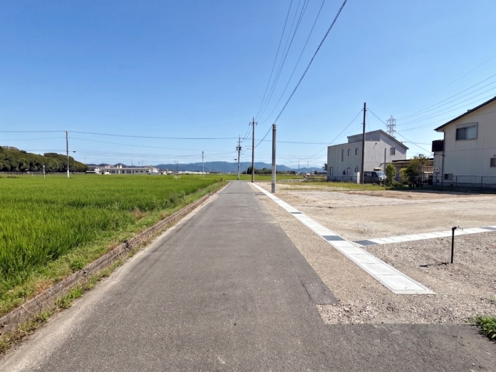 コンビニ・薬局が徒歩圏内！