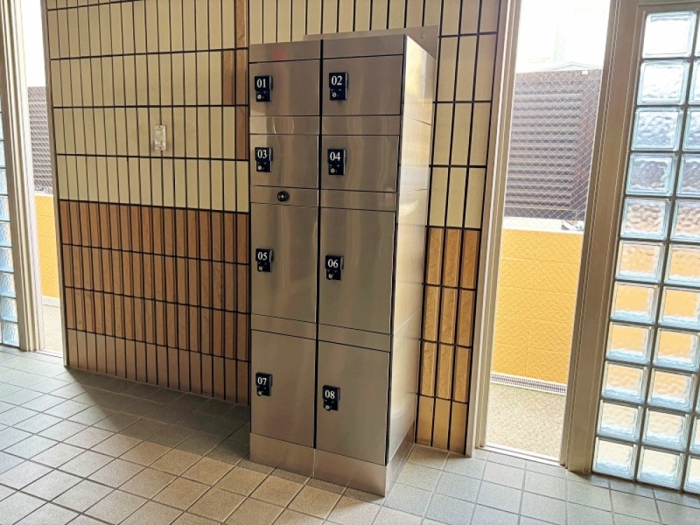 宅配ボックス完備で不在時の荷物受取も安心。