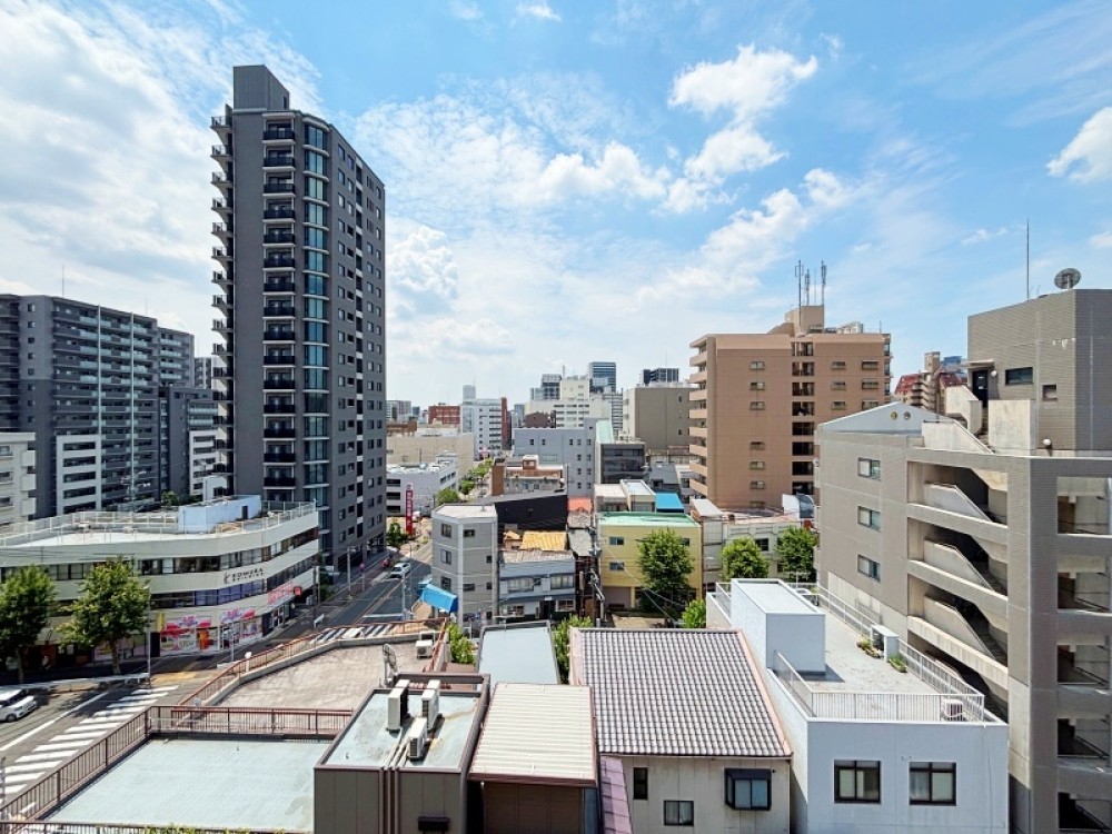 8階のため眺望良好で開放感のある住環境。