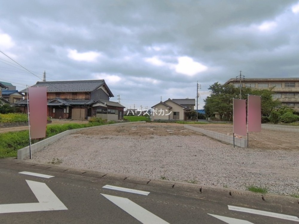 造成済みの建築予定地です！