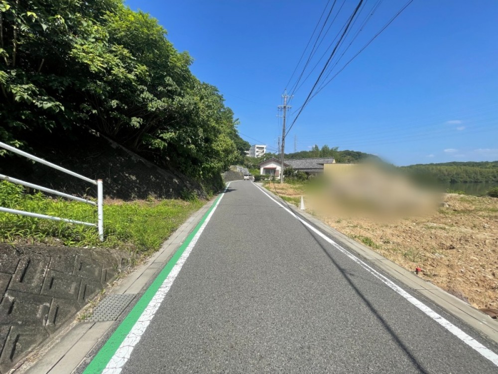 南面道路接道で日当たり良好◎