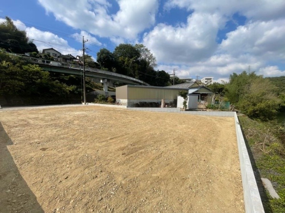 南面道路接道で日当たり良好◎