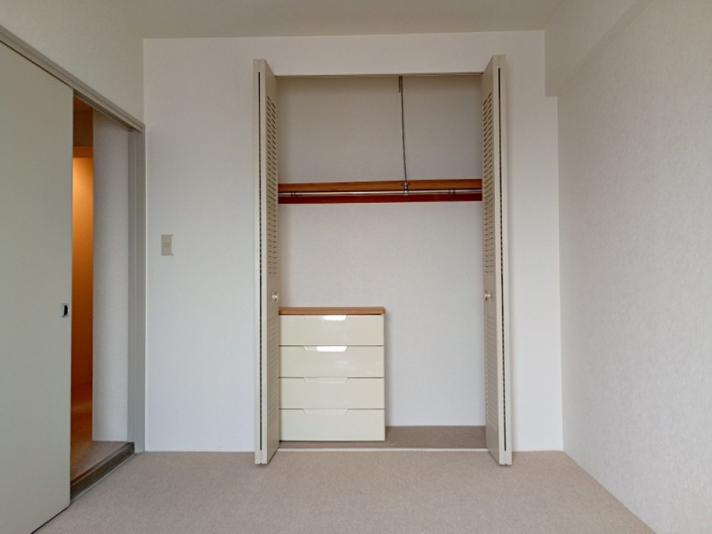 全居室収納付きのため、荷物もスッキリ収納♪