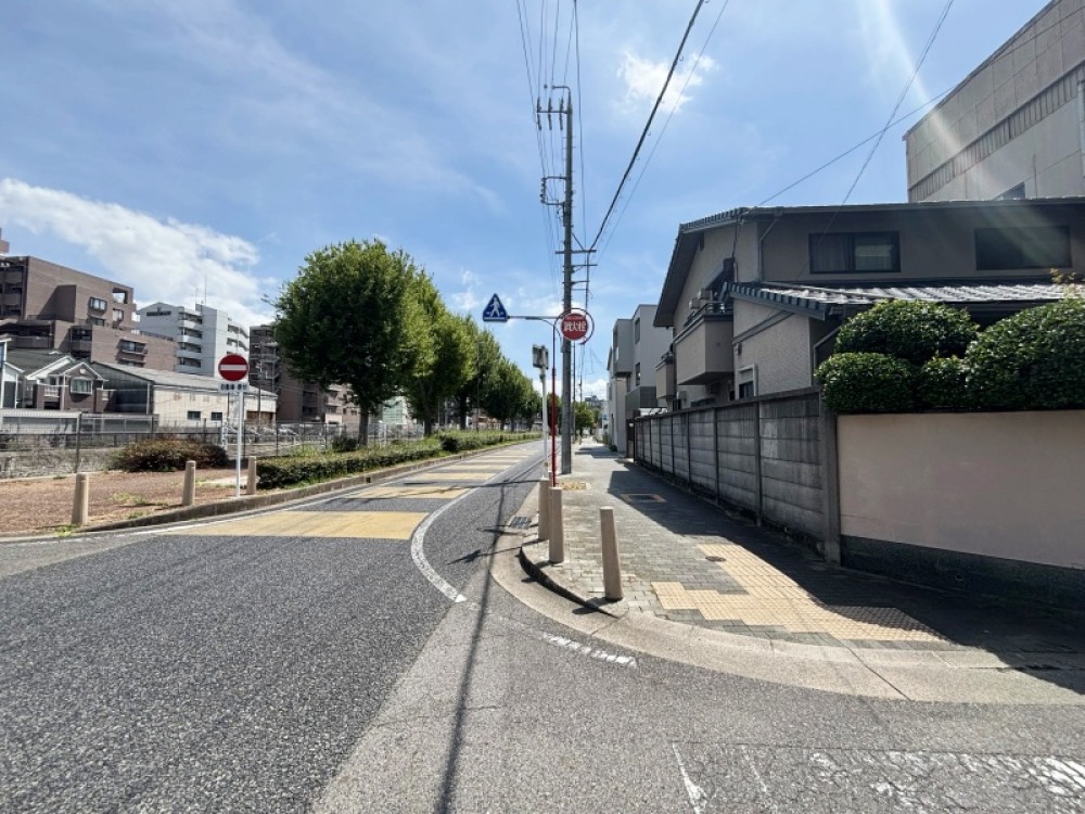 徒歩圏内に生活施設が充実した住環境♪