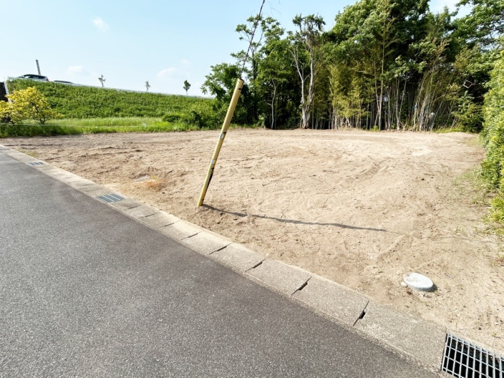 現況更地！造成完了後のお引き渡し！