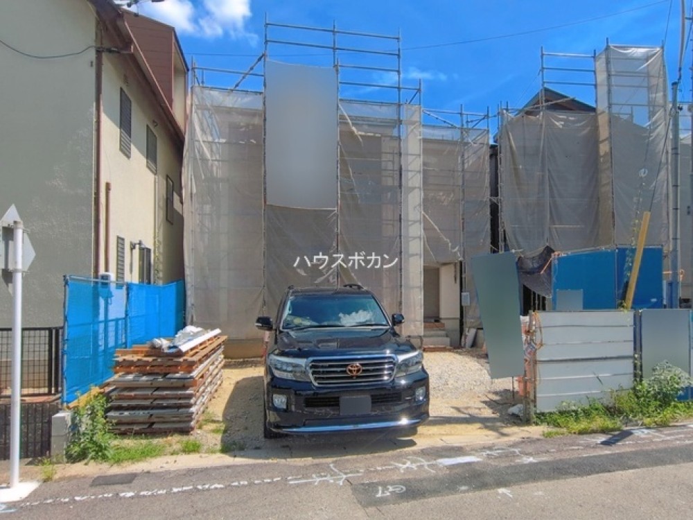 建築中の新築戸建、2026年10月完成予定！