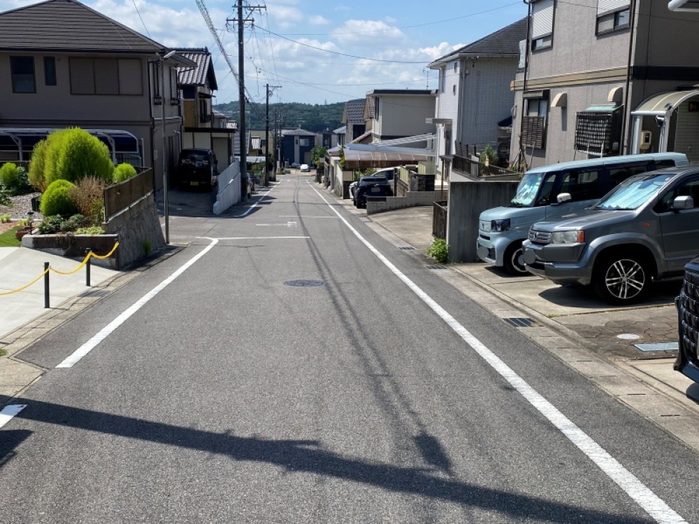 落ち着いた雰囲気の閑静な住宅街です。
