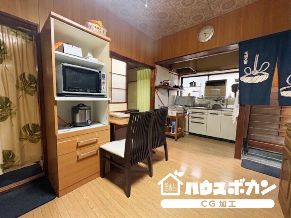 ダイニングとキッチンが隣接した使いやすい間取り！